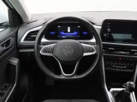 Volkswagen T-Roc 1.0 TSi 110 Pk Life Business thumbnail 32