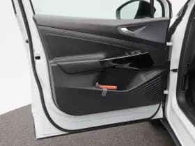 Volkswagen ID.4 First 77 kWh thumbnail 17