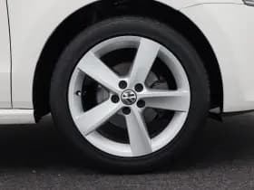 Volkswagen Polo 1.2 TSi Automaat Highline Edition thumbnail 5