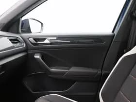 Volkswagen T-Roc 1.5 TSi 150 Pk Sport thumbnail 31