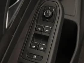 Volkswagen Golf 2.0 GTi TSi 245 Pk Automaat thumbnail 23