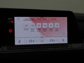 Volkswagen Golf 2.0 GTi TSi 245 Pk Automaat thumbnail 31