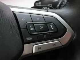 Volkswagen Golf 1.5 eTSi 115 Pk Automaat Life Edition thumbnail 11