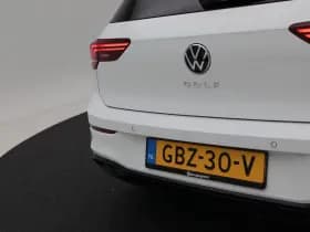 Volkswagen Golf 1.5 eTSi 115 Pk Automaat Life Edition thumbnail 17