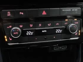 Volkswagen T-Cross 1.0 TSi 115 Pk Style R-Line thumbnail 11