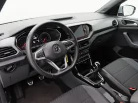 Volkswagen T-Cross 1.0 TSi 115 Pk Style R-Line thumbnail 18