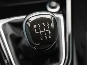 Volkswagen T-Cross 1.0 TSi 115 Pk Style R-Line thumbnail 32