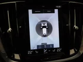 Volvo V60 2.0 T6 340 Pk Automaat Recharge AWD R-Design thumbnail 29