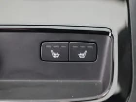 Volvo V60 2.0 T6 340 Pk Automaat Recharge AWD R-Design thumbnail 36