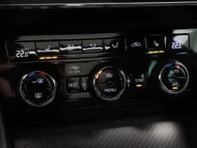 Skoda Superb Combi 1.4 TSi 218 Pk Automaat iV Sportline Business thumbnail 14