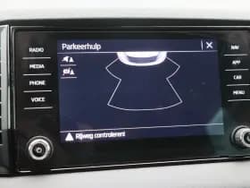 Skoda Karoq 1.5 TSi 150 Pk Automaat Business Edition thumbnail 9