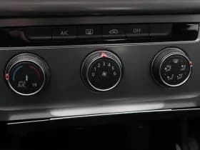 Volkswagen Golf 1.0 TSi Edition 115 Pk thumbnail 25