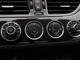 BMW Z4 Roadster sDrive18i Executive 157 Pk thumbnail 26