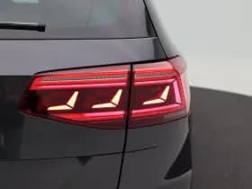 Volkswagen Passat thumbnail 12