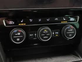 Volkswagen Passat thumbnail 28