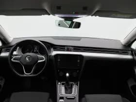 Volkswagen Passat thumbnail 34