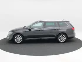 Volkswagen Passat thumbnail 7