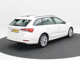 Skoda Octavia Combi 1.4 TSI iV PHEV Business Edition thumbnail 2