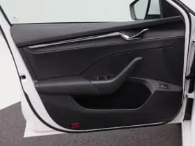 Skoda Octavia Combi 1.4 TSI iV PHEV Business Edition thumbnail 17