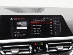 BMW 3-serie 330i Executive Edition 259 Pk Automaat thumbnail 26