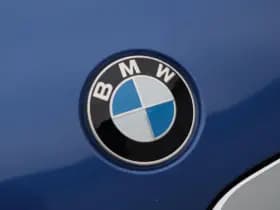 BMW 3-serie 330i Executive Edition 259 Pk Automaat thumbnail 10