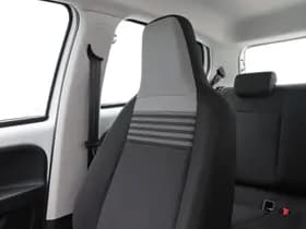 Volkswagen Up! 1.0 thumbnail 23