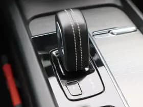 Volvo V60 2.0 B3 R-Design 163 Pk Automaat thumbnail 30