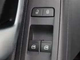 Volkswagen Up! 1.0 thumbnail 16