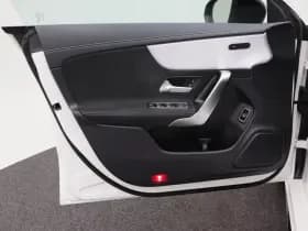 Mercedes-Benz CLA-klasse Shooting Brake Automaat 250 e thumbnail 18