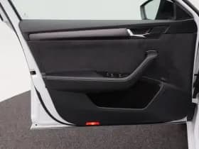 Skoda Superb Combi 1.4 TSi iV 218 Pk Automaat Sportline Business thumbnail 22