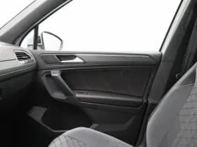 Volkswagen Tiguan 1.4 TSi 245 Pk eHybrid Automaat R-Line Business+ thumbnail 34