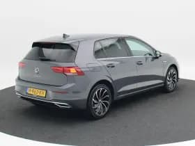 Volkswagen Golf 1.5 TSi 130 Pk Style thumbnail 2