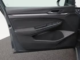 Volkswagen Golf 1.5 TSi 130 Pk Style thumbnail 19