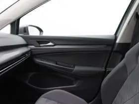 Volkswagen Golf 1.5 TSi 130 Pk Style thumbnail 32