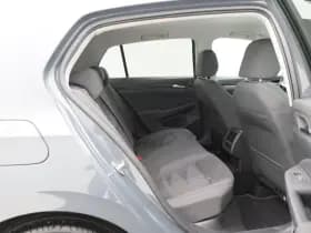 Volkswagen Golf 1.5 TSi 130 Pk Style thumbnail 36