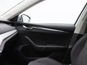 Skoda Octavia Combi 1.4 TSI 204 Pk iV PHEV Business Edition Plus thumbnail 32