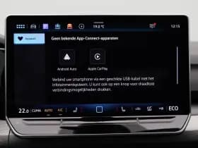 Volkswagen Golf thumbnail 27