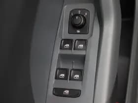 Volkswagen T-Cross 1.0 TSi Life thumbnail 16