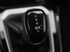 Volkswagen T-Roc Cabrio 1.5 TSi 150 Pk Automaat R-Line Edition Grey thumbnail 31