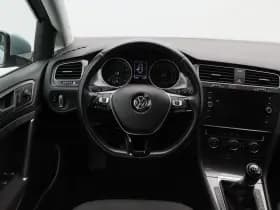 Volkswagen Golf thumbnail 34