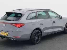 SEAT Leon Sportstourer 1.5 TSi 204 Pk e-Hybrid FR Business thumbnail 2