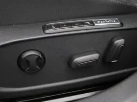 Volkswagen Golf thumbnail 20