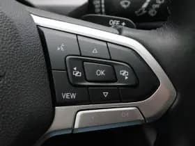 Volkswagen Golf thumbnail 22