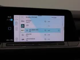 Volkswagen Golf thumbnail 24