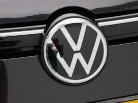 Volkswagen Golf thumbnail 9