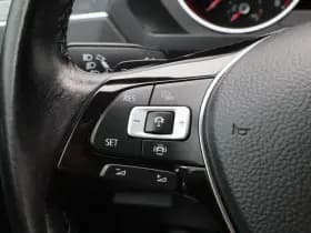 Volkswagen Tiguan thumbnail 23