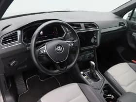 Volkswagen Tiguan 1.5 TSi 150 Pk Automaat Highline Business R-Line thumbnail 3