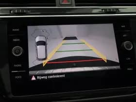 Volkswagen Tiguan 1.5 TSi 150 Pk Automaat Highline Business R-Line thumbnail 10