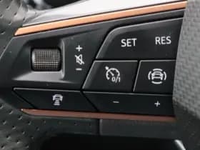 CUPRA Formentor 1.4 e-Hybrid 204 Pk Essential thumbnail 23