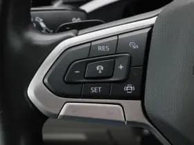 Volkswagen Multivan thumbnail 25